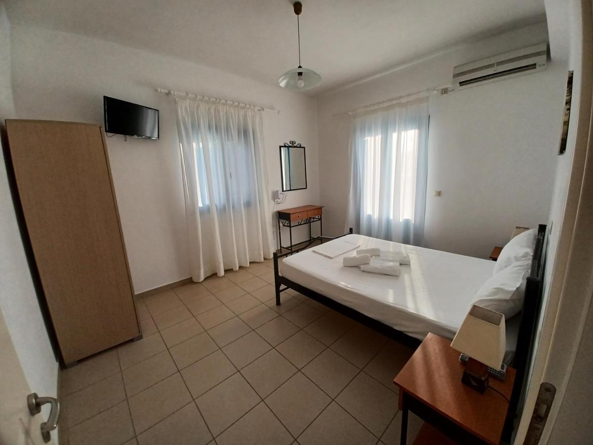 Taxiarchis Studios Agios Georgios  Exteriér fotografie