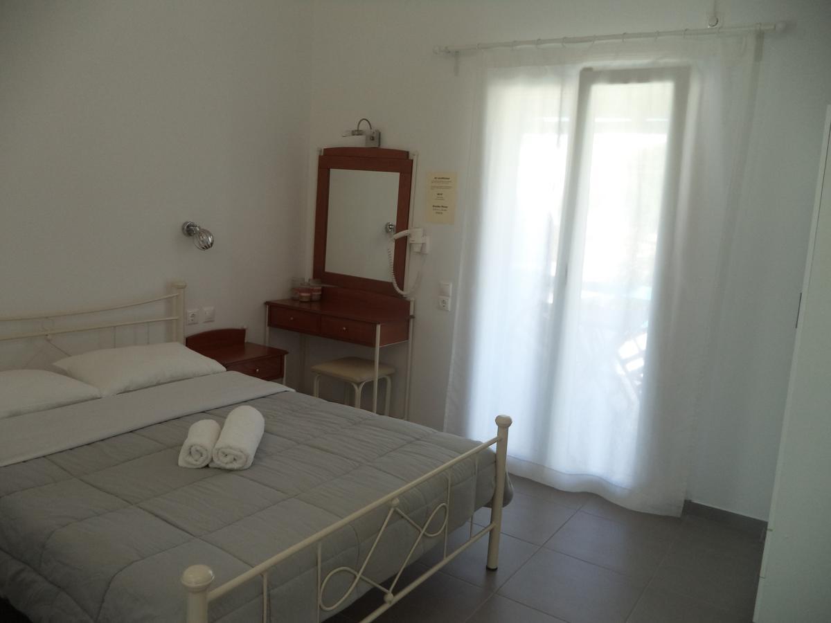 Taxiarchis Studios Agios Georgios  Exteriér fotografie